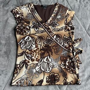 Vintage Y2K fairy Style&Co tan brown floral wrap tie v-neck top petite small